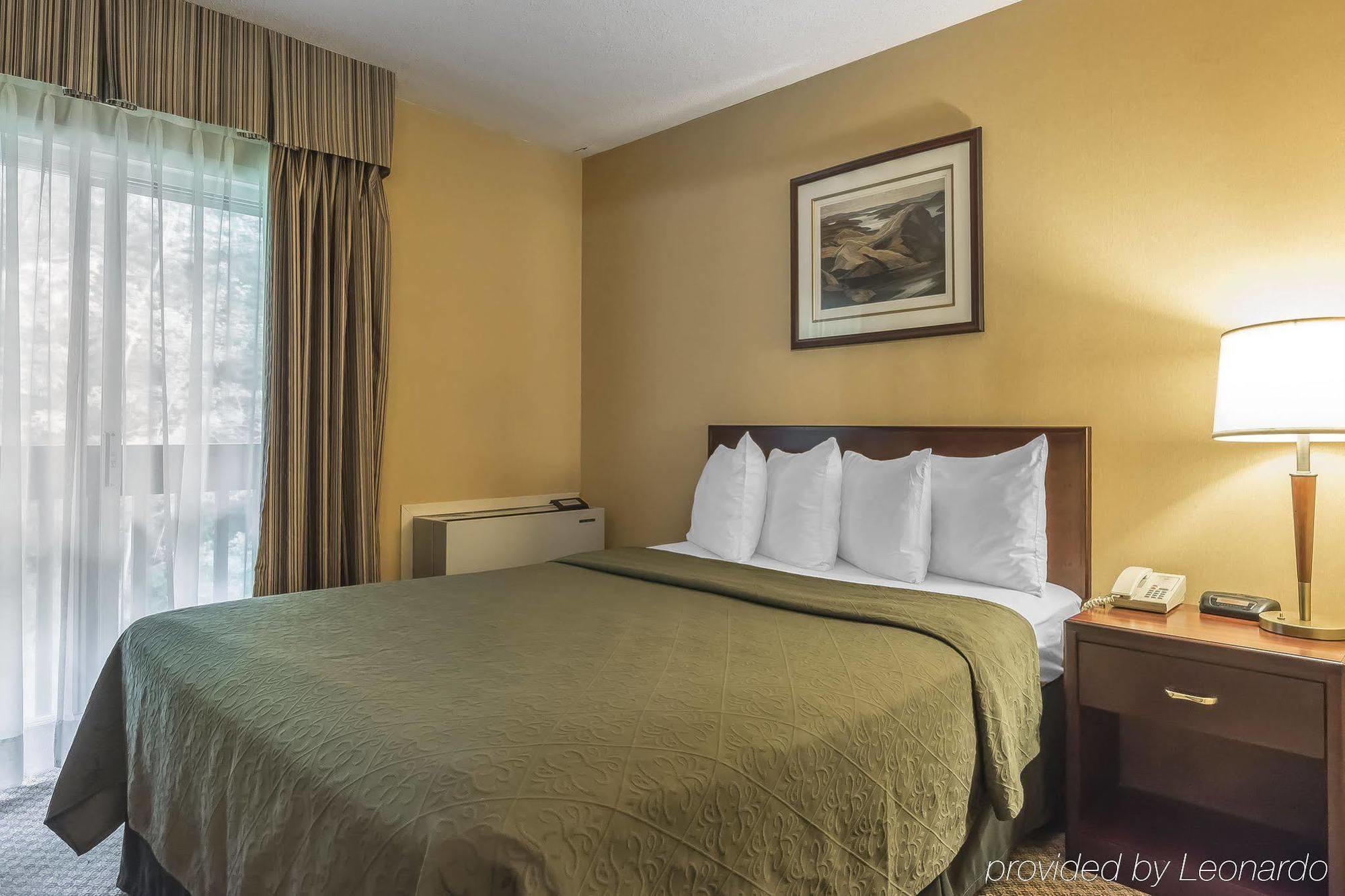 Quality Inn & Conference Centre باري ساوند المظهر الخارجي الصورة